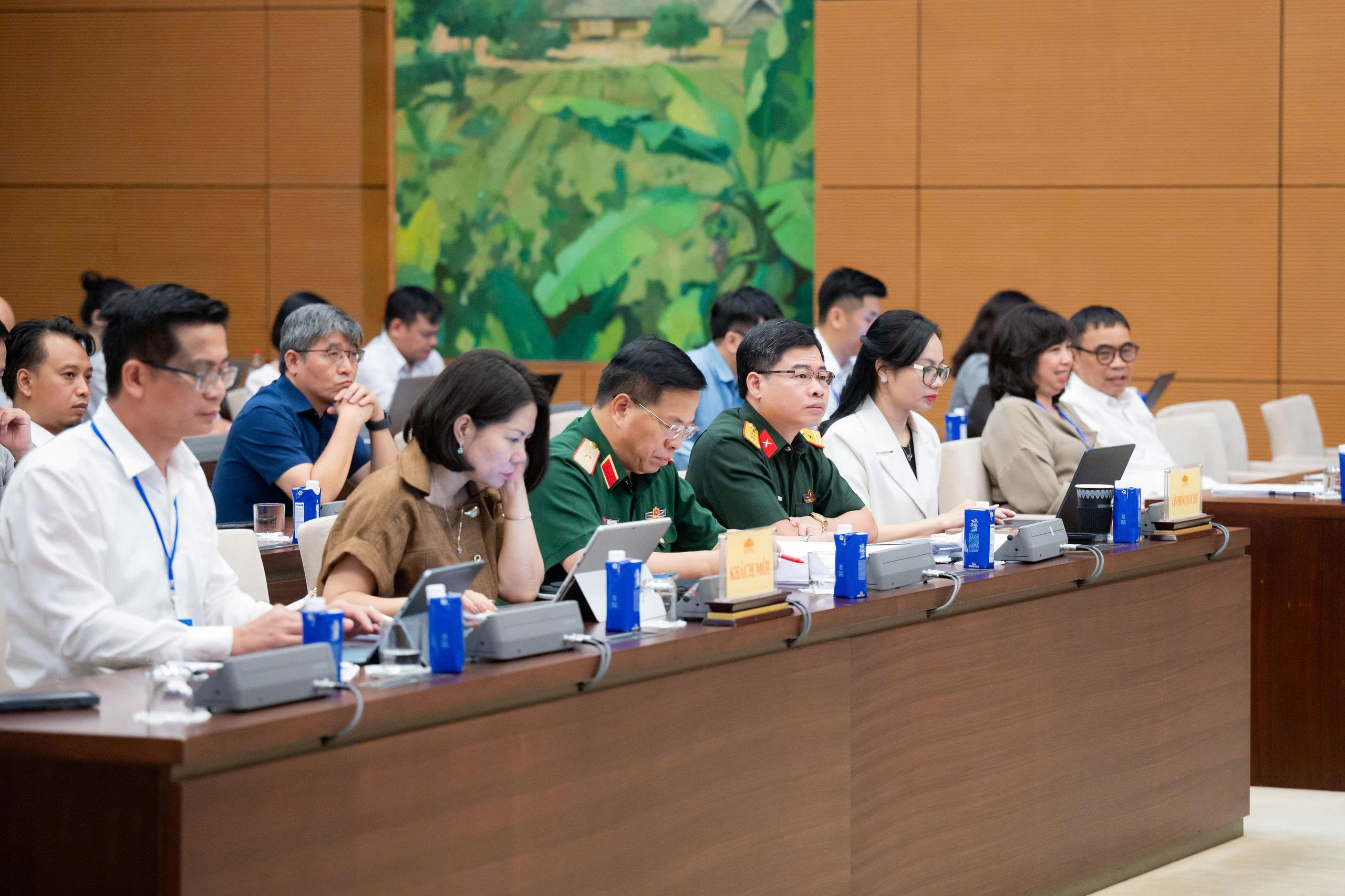 Sửa 04 Luật trong lĩnh vực khoa học, công nghệ và viễn thông: Bảo đảm minh bạch, đẩy mạnh phân cấp và cắt giảm thủ tục hành chính