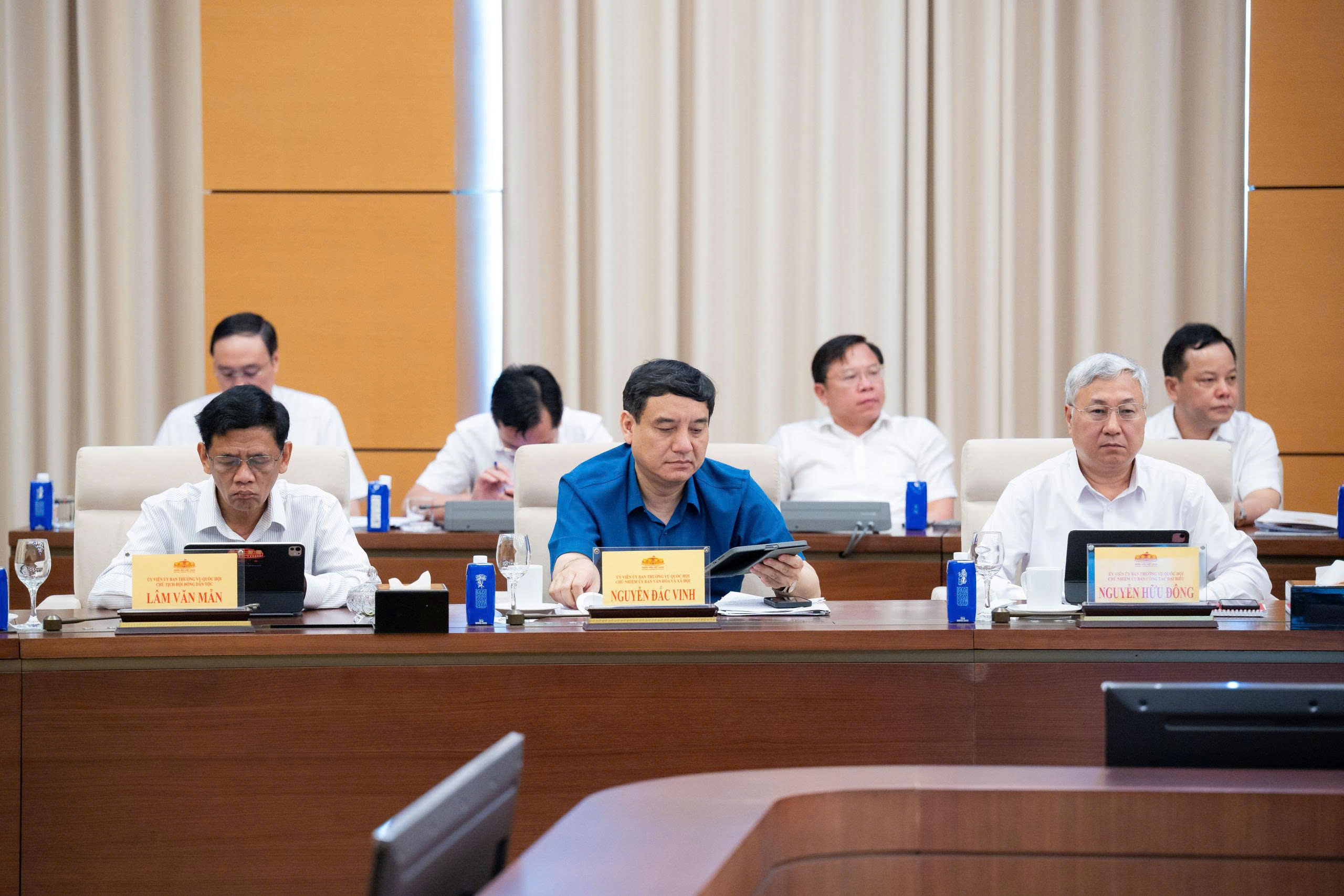 Sửa 04 Luật trong lĩnh vực khoa học, công nghệ và viễn thông: Bảo đảm minh bạch, đẩy mạnh phân cấp và cắt giảm thủ tục hành chính