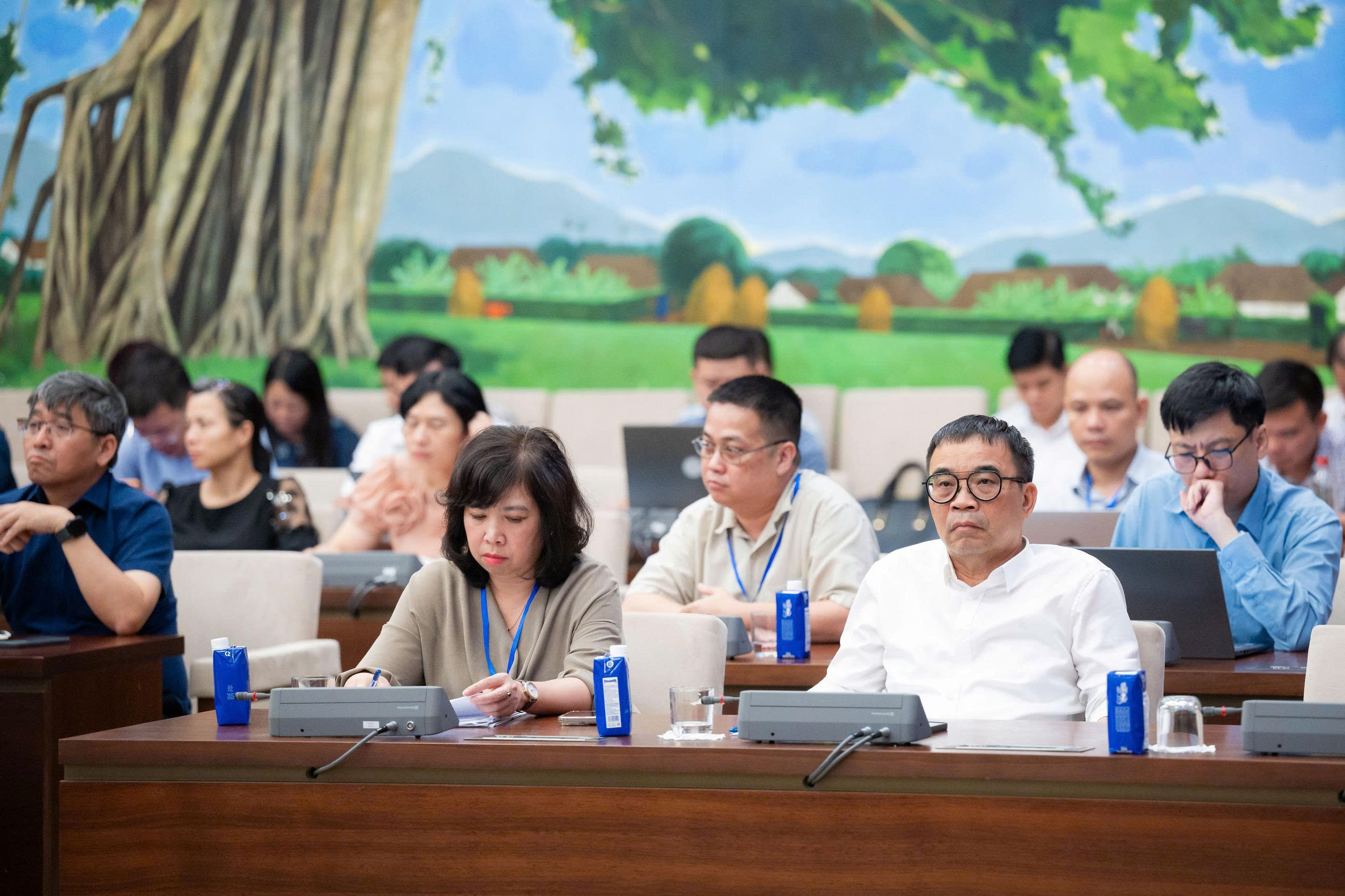 Sửa 04 Luật trong lĩnh vực khoa học, công nghệ và viễn thông: Bảo đảm minh bạch, đẩy mạnh phân cấp và cắt giảm thủ tục hành chính