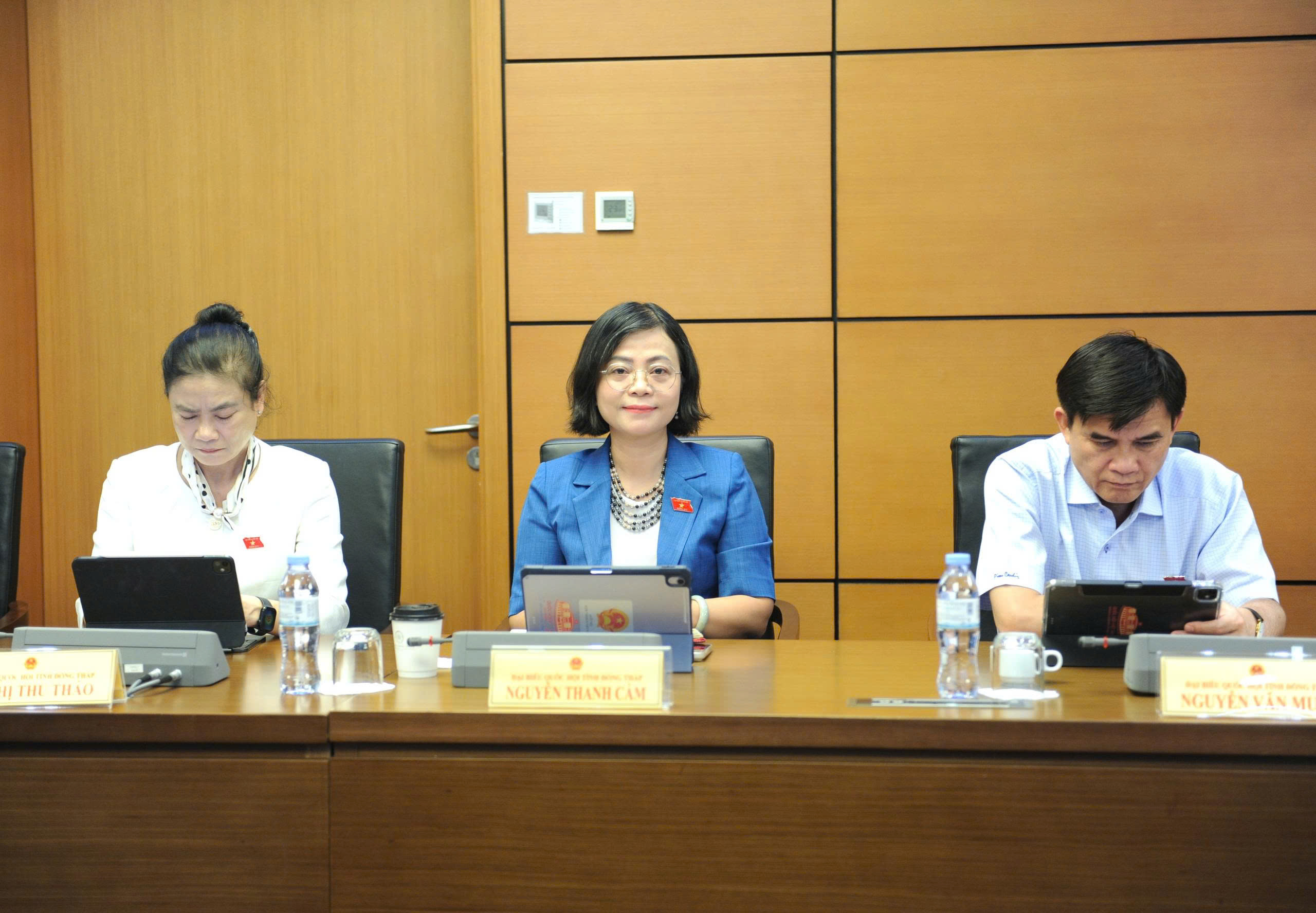 Các đại biểu tham dự họp tổ 14