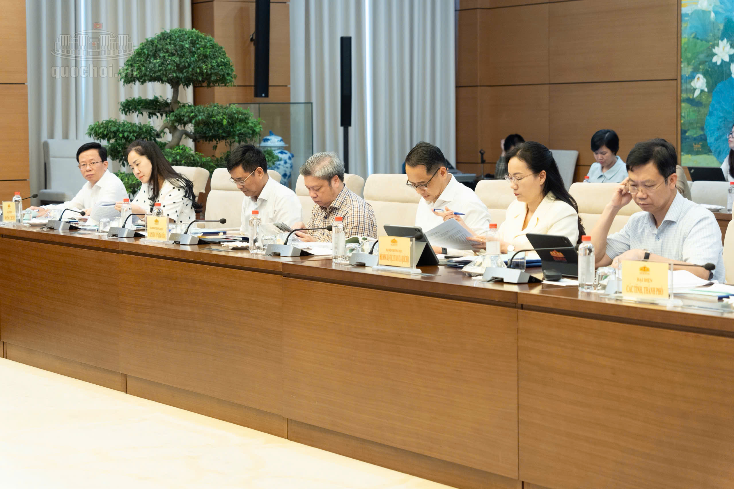Các đại biểu tham dự Toạ đàm