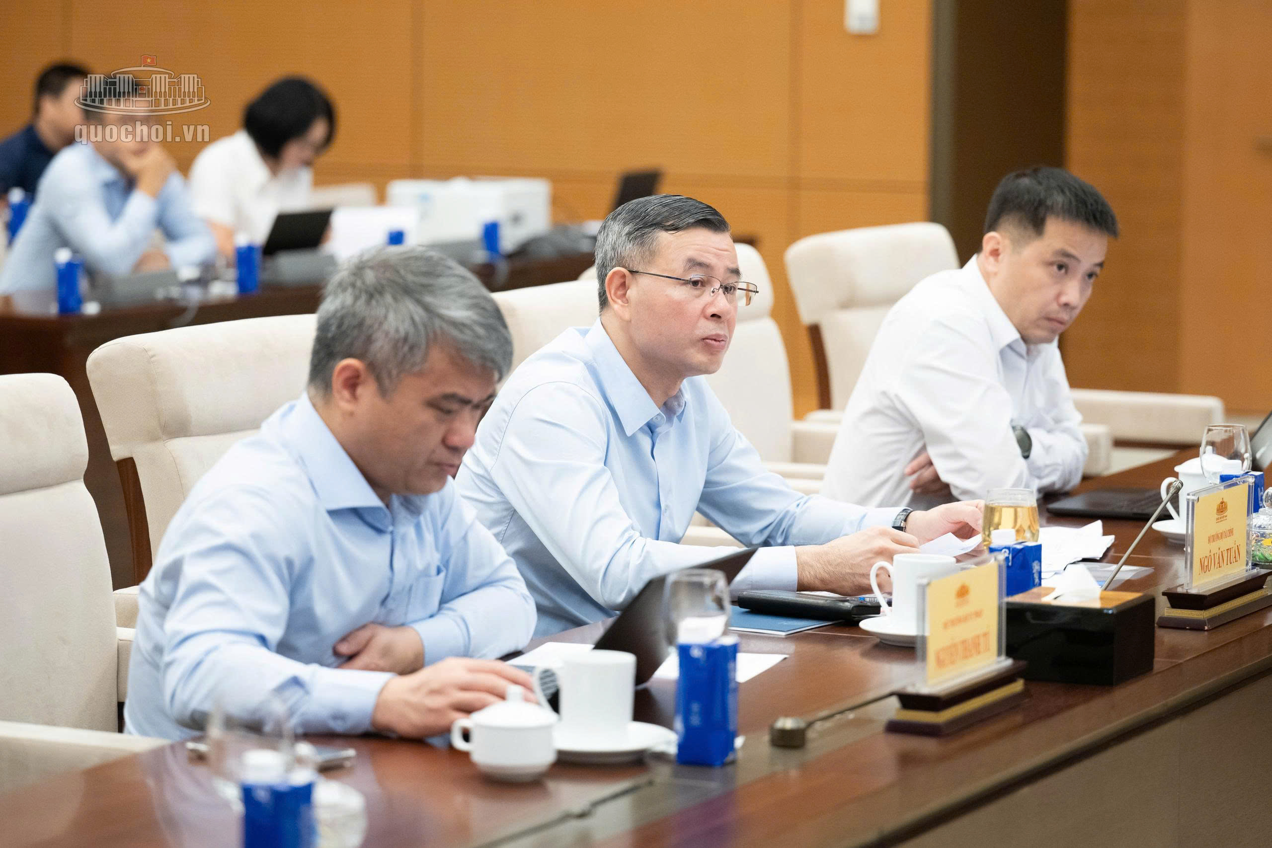 Uỷ ban Thường vụ Quốc hội cho ý kiến về dự án Luật Phát triển doanh nghiệp nhỏ và vừa