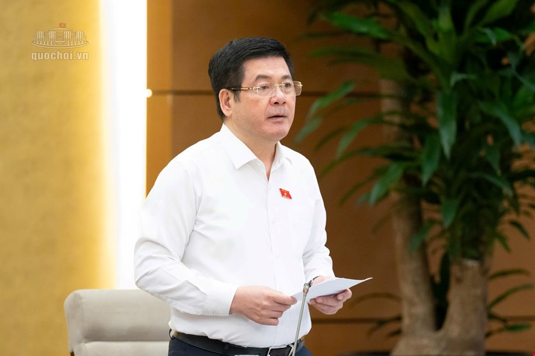 Phó Chủ tịch Quốc hội Nguyễn Hồng Diên phát biểu kết luận phiên họp